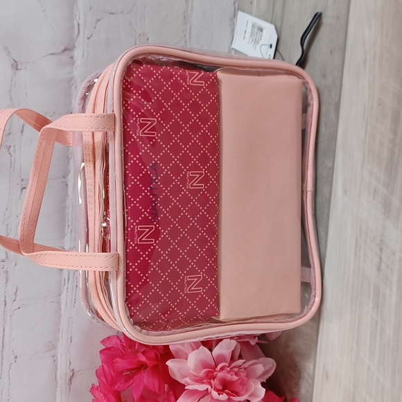 Nautica 3 piece Travel Set NWT - Picture 3 of 8